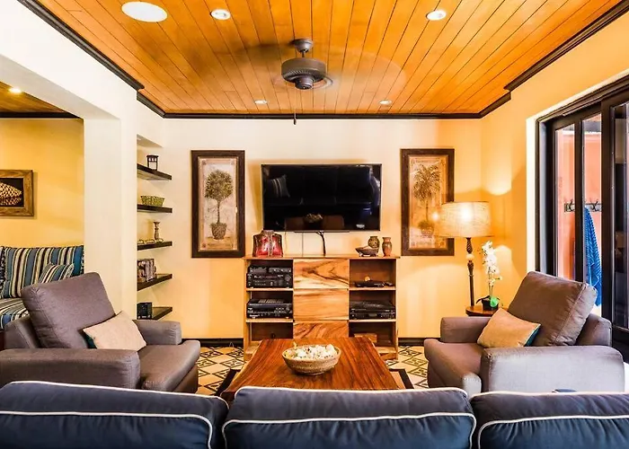 Luxury Villa, Near The With A Private Pool Holiday home