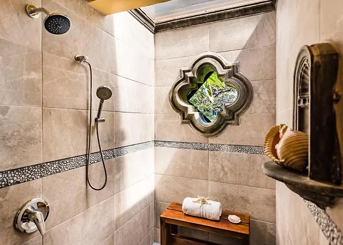 Luxury Villa, Near The With A Private Pool Tamarindo