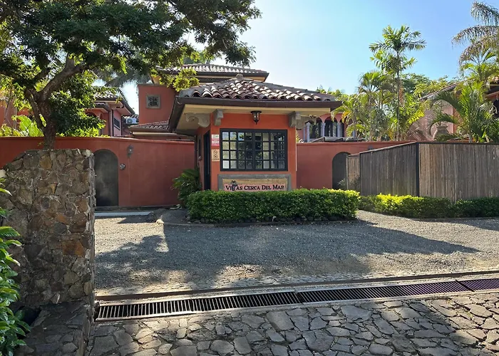 Luxury Villa, Near The With A Private Pool Holiday home